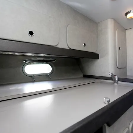 Tekne Yacht Charlene *