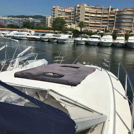 Yacht Charlene Mandelieu