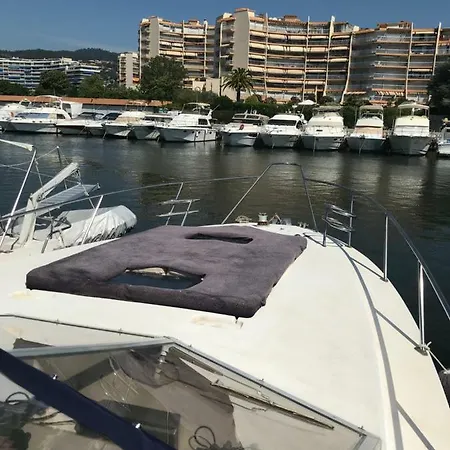 Yacht Charlene