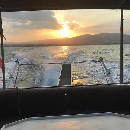 Tekne Yacht Charlene *