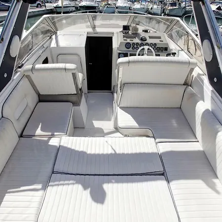 Yacht Charlene