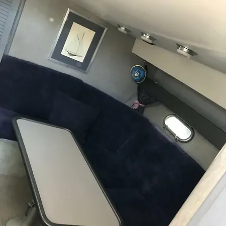Yacht Charlene Мандельё-ла-Напуль